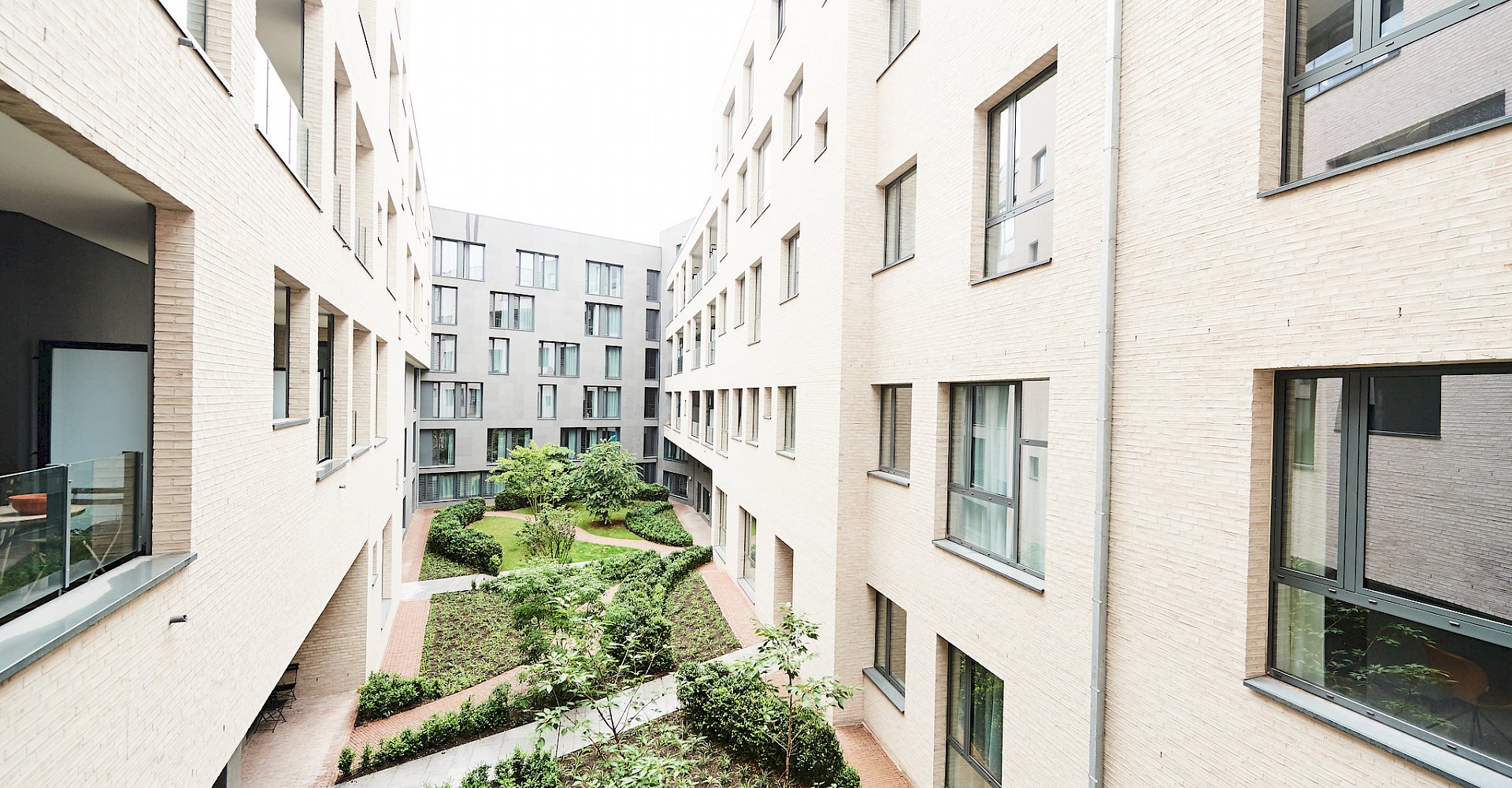 Ernest The Garden & The Park